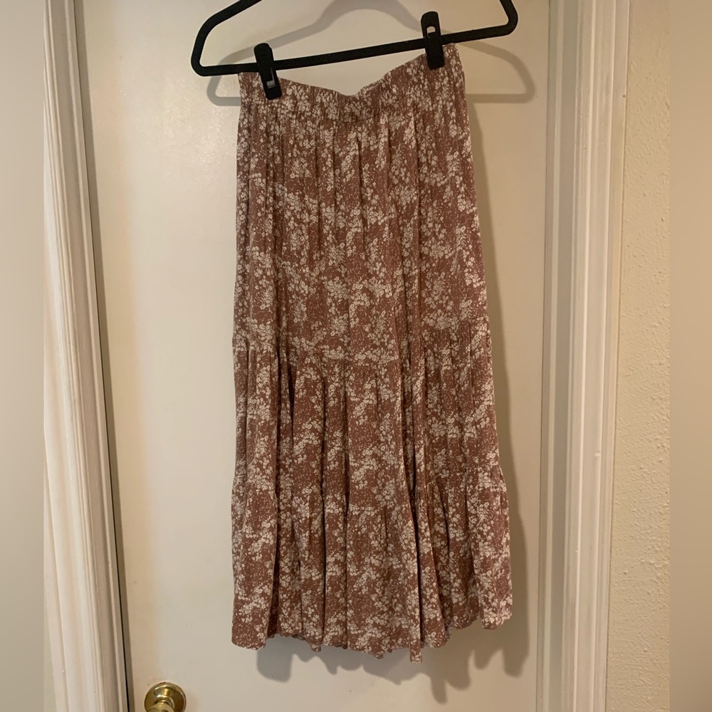 Chic Floral A-Line Skirt in Brown